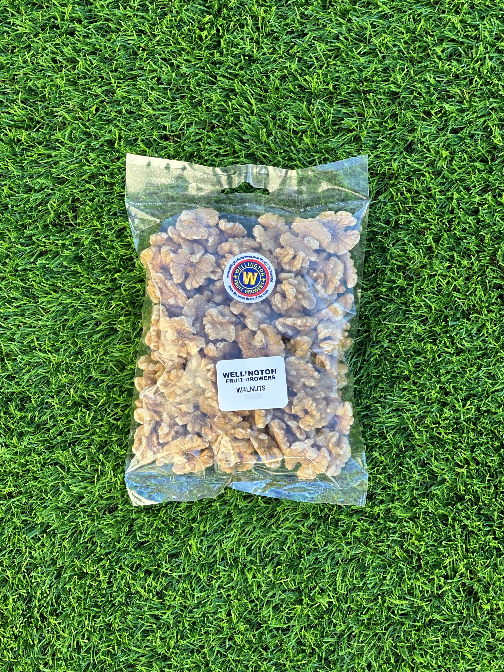 Wellington- Fruit -Growers-Walnuts